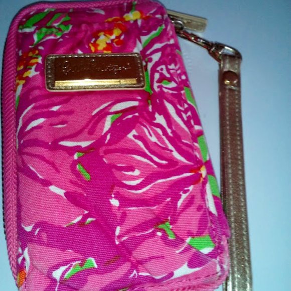 PINK PULITZER PERFECTION: PICK UP PROMPTLY! Lilly P. Beautiful ID Phone Wristlet - Picture 3 of 15
